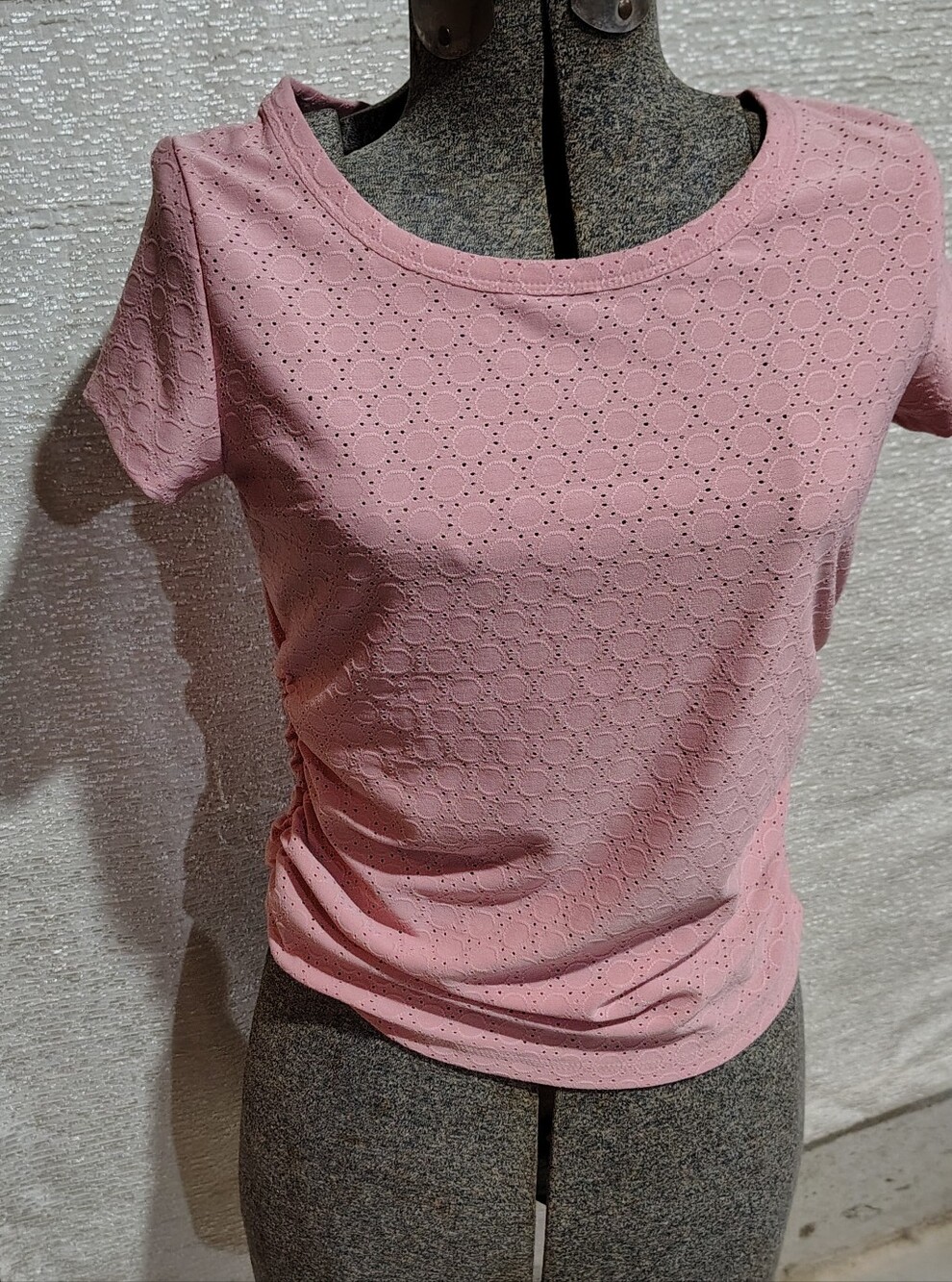 NWT kim & cami Blush Pink Eyelet Knit Top